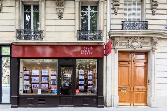 "Comment Choisir la Meilleure Agence Immobilière de Paris ?"